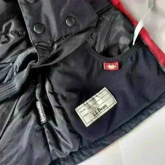 L.L. Bean red and black thinsulated heavy jacket - Picture 9 of 12